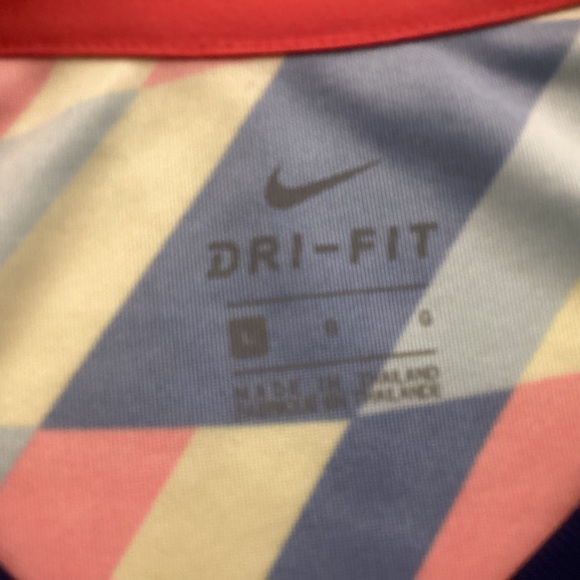 Nike FC Barcelona Soccer Jersey Women’s size Large pre match jersey - Picture 7 of 10